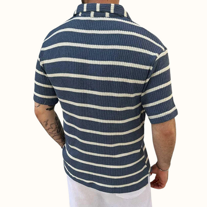 HERMESIO Polo – Minimalistisch Design, Maximale Impact - Vizzaro